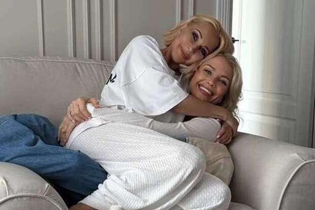 «Мы посылаем друг друга к чертовой бабушке»: Екатерина Гордон на грани разрыва с Лерой Кудрявцевой