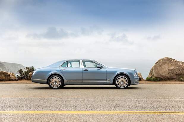 Элитный седан Bentley Mulsanne пережил свой первый рестайлинг Элитный седан Bentley Mulsanne пережил свой первый рестайлинг bentley, mulsanne, авто, рестайлинг, седан