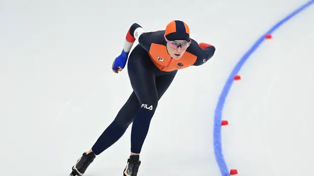 Голландская конькобежка Схаутен стала двукратной чемпионкой ОИ-2022 в Пекине