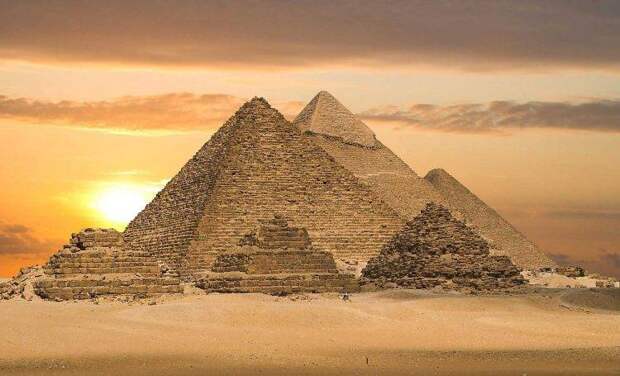 Тайны доставки гигантских камней: методы древних египтян для строительства пирамид