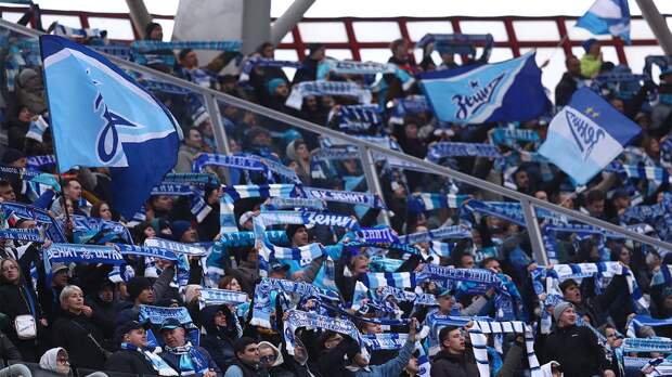 Фанаты «Зенита» скандировали «свинья» при объявлении фамилий игроков «Спартака»