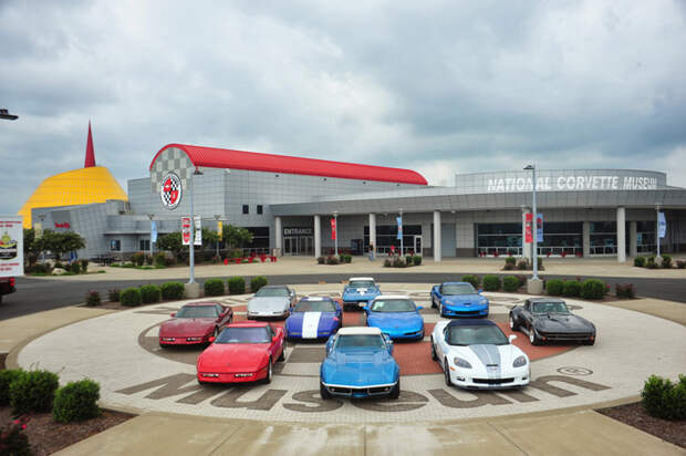 Национальный музей автомобиля Chevrolet Corvette в Баулинг-Грине, США