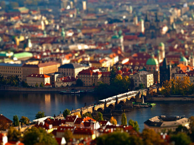 Когда мегаполисы - словно миниатюры: города и эффект tilt-shift