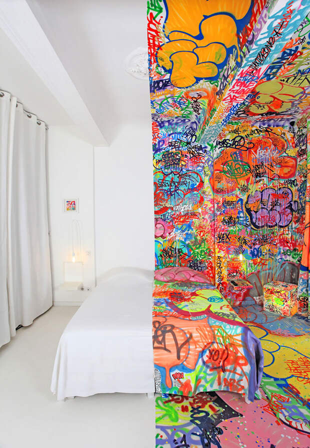25. Французский граффити-художник Tilt необычно оформил комнату отеля, разделив ее на две части - белую и расписанную интересное, мир, фото
