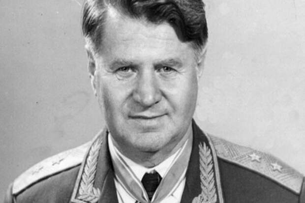 Как "танковый бандит" Бочковский перенес 17 операций, 5 раз горел в танке, уничтожил 36 машин и стал Героем Советского Союза?