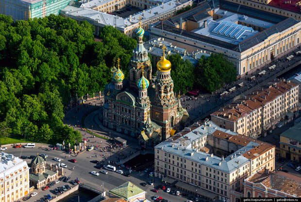 Спас на Крови