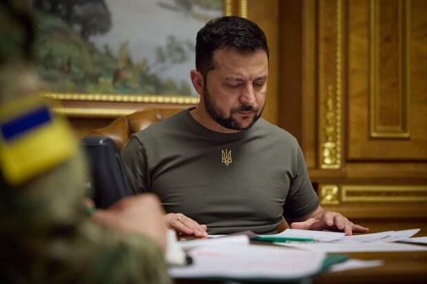 Полковник Бод: Украина попала в ловушку из-за запрета Зеленского на переговоры