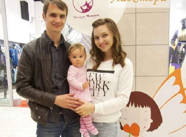 Похоронили "главного пассажира" разбившегося в Египте самолета Похоронили "главного пассажира" разбившегося в Египте самолета а321, авиакатастофа, громовы, египет