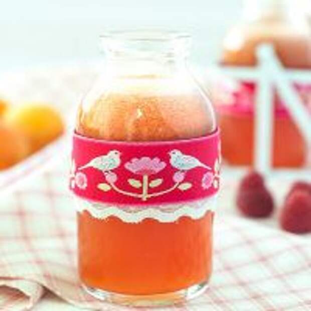 Сок из ягод и абрикосов с мякотью