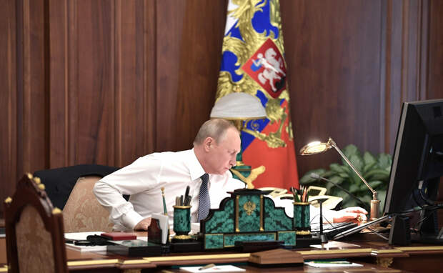 Путин вызвал Пашиняна на разговор. Терпению президента России пришёл конец?