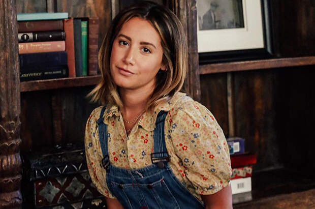 Эшли Тисдейл рассказала о проблемах после родов: "Иногда я не узнаю свое тело"