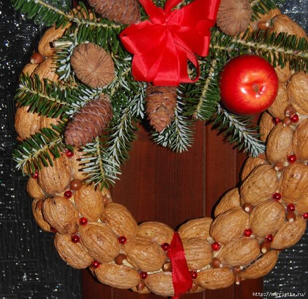 рождественский венок из грецких орехов (39) (700x680, 482Kb)