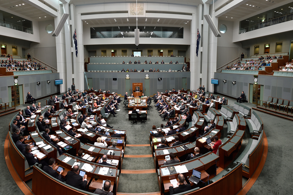 Сотрудников парламента Австралии поймали за занятием сексом в молельной комнате
