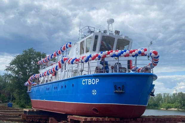 В Самаре спущено на воду промерное судно 'Створ'