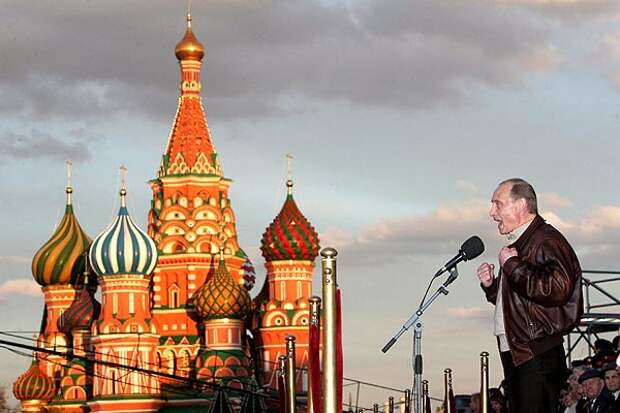 Выступление Владимира Путина на Красной Площади на празднике Победы, 9 мая 2007 года Выступление Владимира Путина на Красной Площади на празднике Победы, 9 мая 2007 года