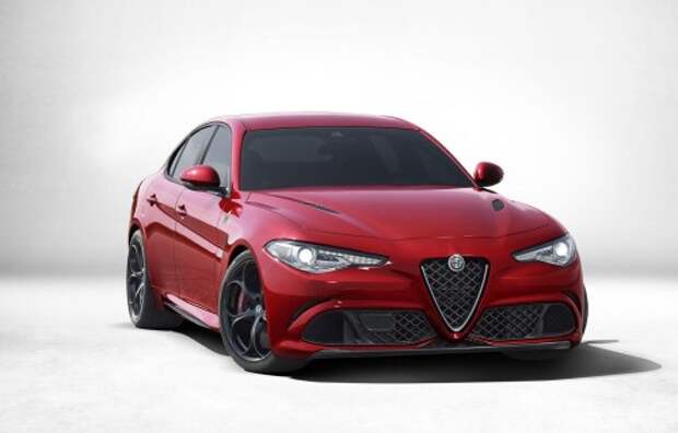 2016 Alfa Romeo Giulia Quadrifoglio