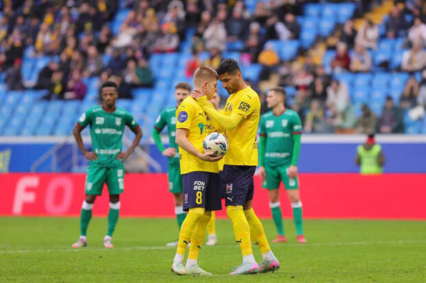 Матч "Ростова" с китайской командой "Чжэцзян" был остановлен из-за драки