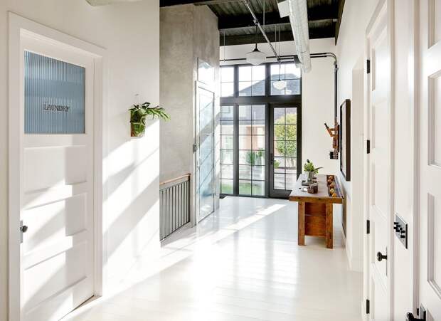 12_foyer-entry-hall-front-door-industrial-loft-cococozy-nyt