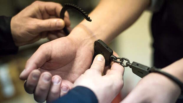 СК потребовал арестовать экс-главу ОВД "Коммунарский" за превышение полномочий