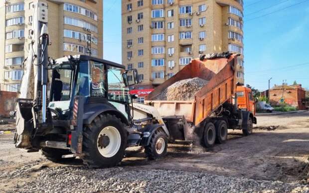 Сначала – ливневка, потом – дорога: администрация Астрахани расставляет приоритеты в ремонте улицы Калинина