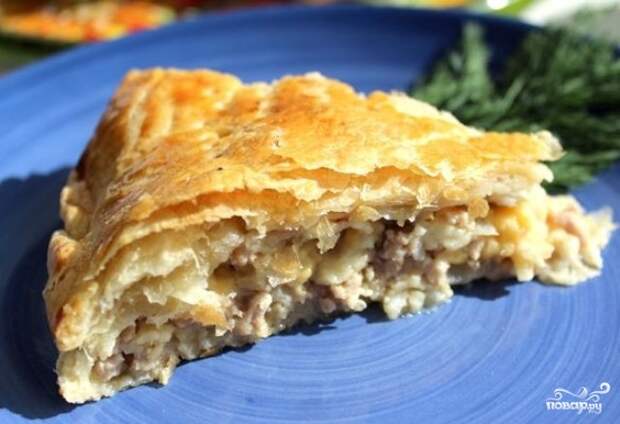 Пирог с фаршем и сыром