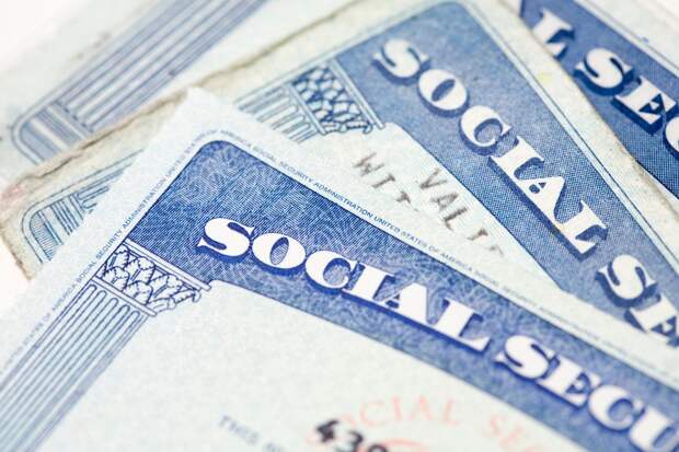 2 Social Security Changes That Could Benefit You in 2023 — and 1 That Might Cost You