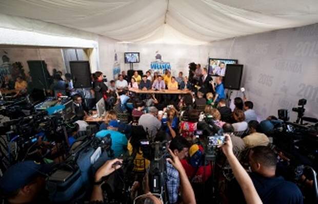 Пресс-конференция лидера оппозиции в Венесуэле