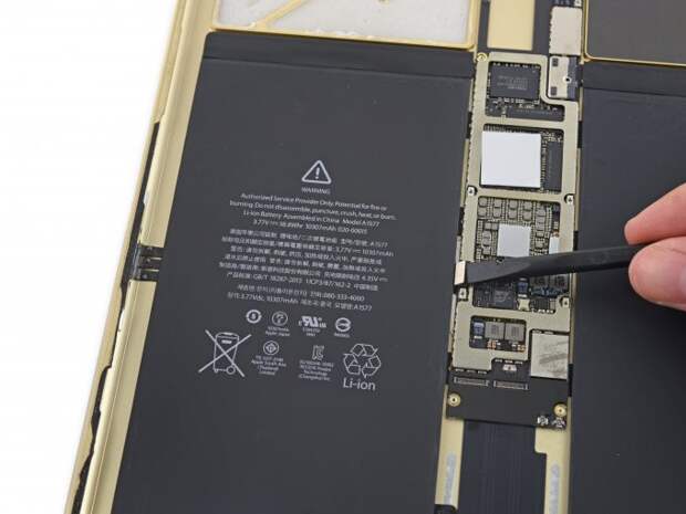 Apple iPad Pro разобрали на винтики (20 фото + видео)