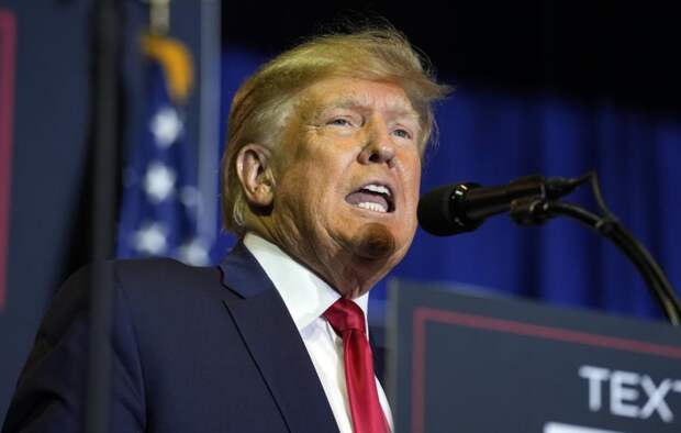 Дональд Трамп. AP Photo/ Charles Krupa