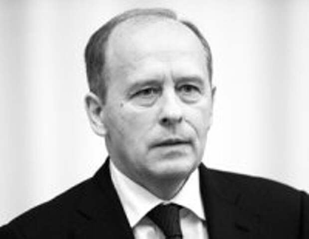 Глава ФСБ призвал приостановить полеты в Египет