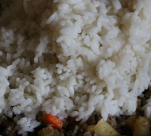 Рис с овощами и мясным фаршем