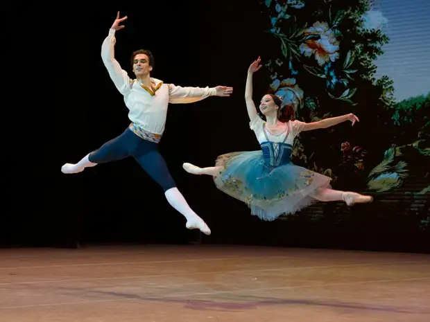 Dance Open поставил точку в огне: фестиваль столкнул на Гала классику и современность. Посмотрите, как красиво это было