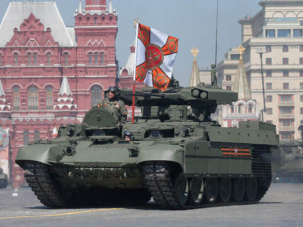 "Если не на танках, то — в интернете": В России заявили о готовности «навалять» Западу