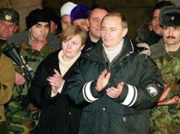В Дрездене найдено архивное фото вручения Путину награды ГДР В Дрездене найдено архивное фото вручения Путину награды ГДР