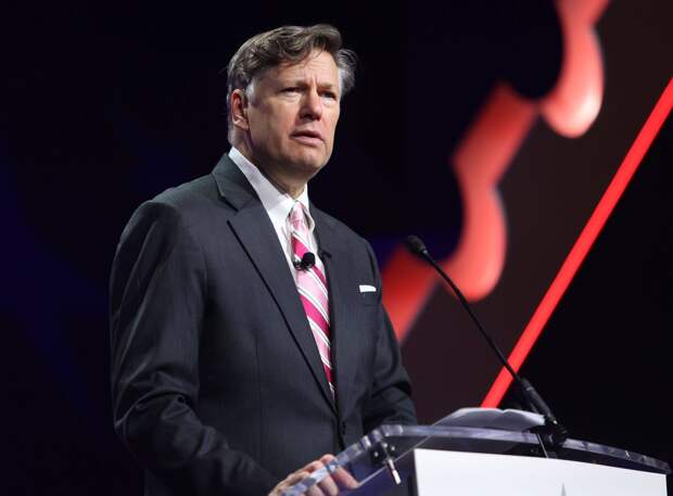 Ландау: США пытаются показать выгоду прекращения конфликта на Украине