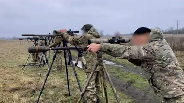 «Страна банд и группировок»: на Украине готовятся легализовать ЧВК