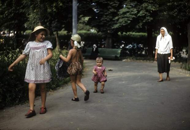 Фоторепортаж из СССР полувековой давности. Советская жизнь в объективе Джона Шульца Фоторепортаж из СССР полувековой давности. Советская жизнь в объективе Джона Шульца