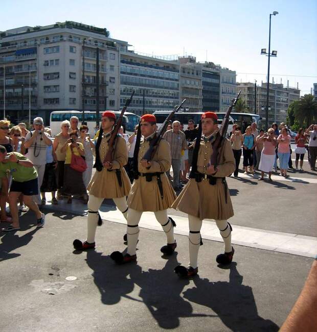 Отзвуки древних традиций: Эвзоны - греческая Президентская Гвардия (16)