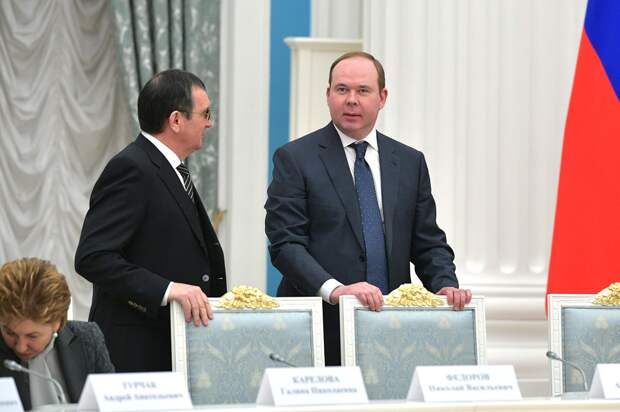 Встреча президента Путина с руководством Совета Федерации и Государственной Думы-2, 25.12.18.png