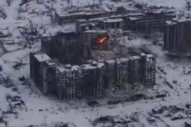 Дроны уничтожили позиции ВСУ в многоэтажках в районе Орехова