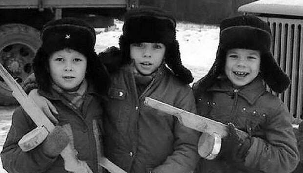 Историк Евгений Спицын рассказал о том, есть ли сейчас шансы на возрождение СССР.