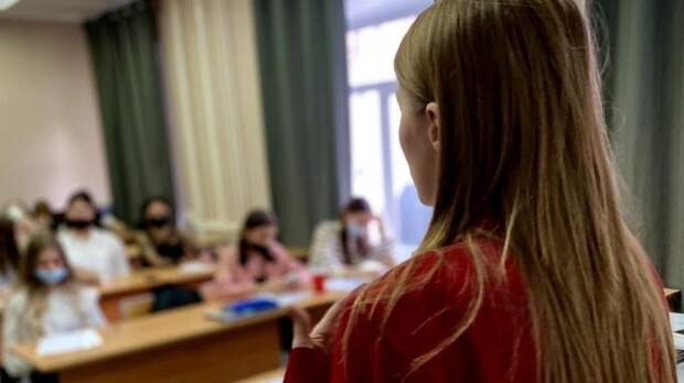 Какие предметы изучают студенты факультета журналистики?