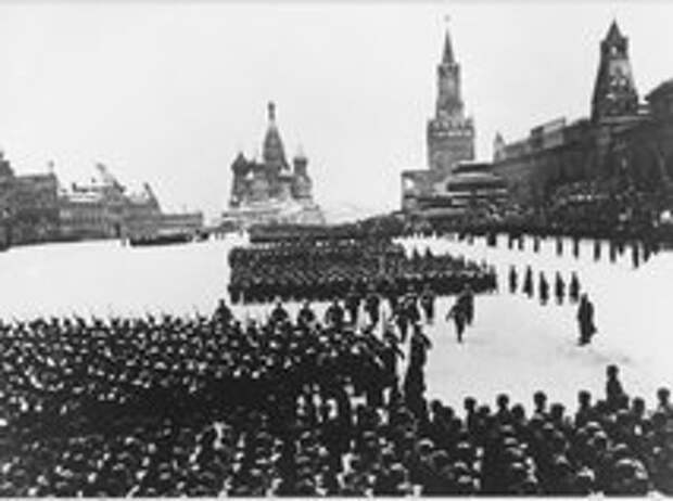Военный парад на Красной площади