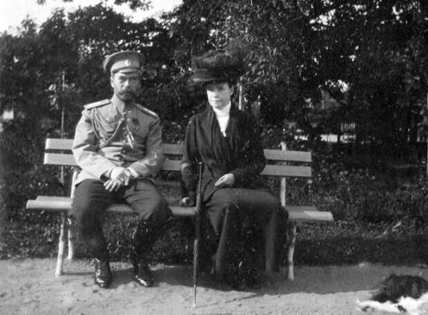 Драматическая судьба матери Николая II: Oт невесты двух цесаревичей до «гневной императрицы»