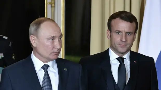 Макрон заявил Путину о важности украинского вопроса