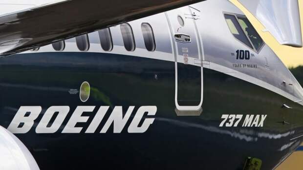 Командир экипажа Boeing 737 MAX выключил двигатель во время полета в США