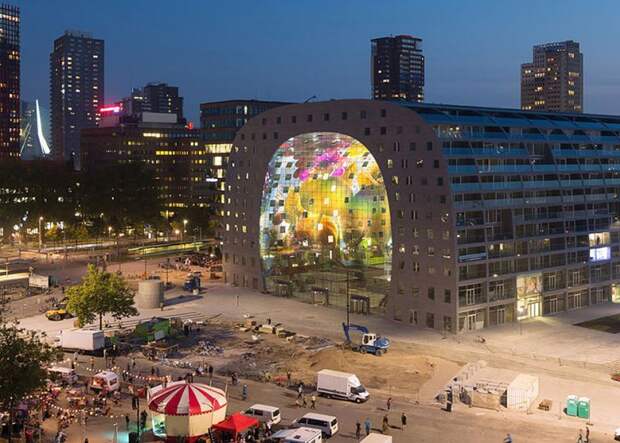 фреска на потолке крытого рынка Markthal Rotterdam в Роттердаме Нидерланды (12)
