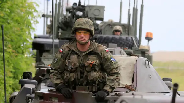 Посол РФ: Польша не передумала посылать миротворцев НАТО на Украину