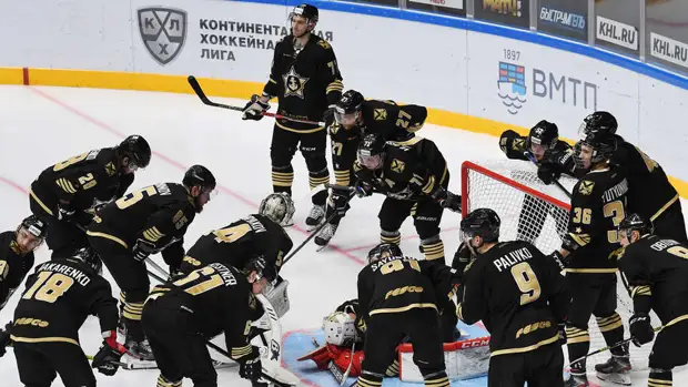 ХК "Адмирал" увеличил зарплатный фонд клуба почти в два раза