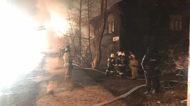 Названа основная версия пожара в доме в Екатеринбурге